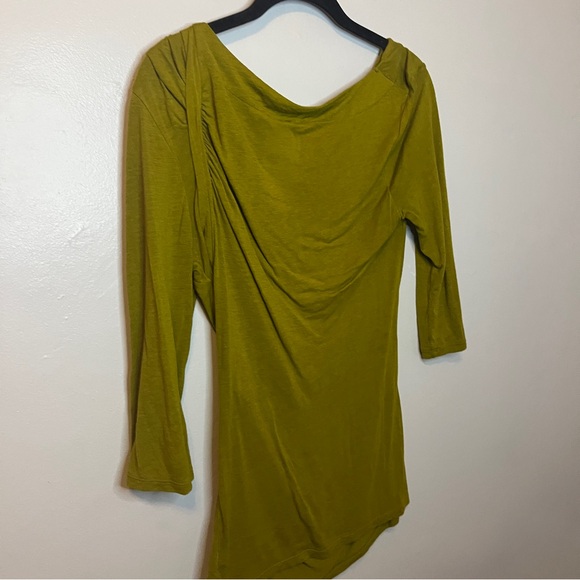 Chic Olive Green Draped Women's Blouse - Picture 5 of 10